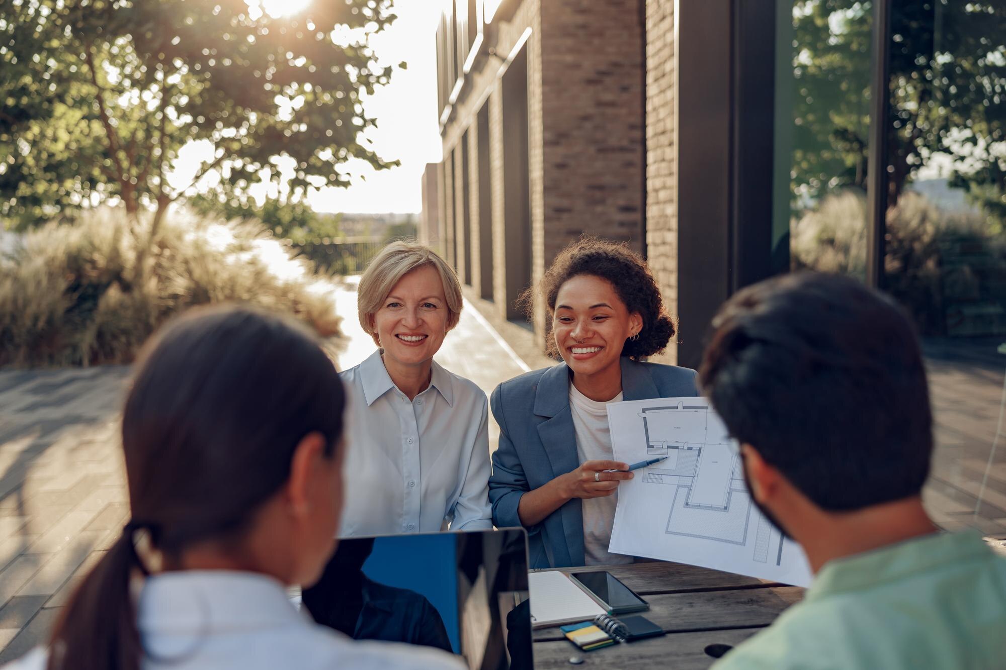 Read more about the article A Simple Guide to Comparing Home Loan Products From Multiple Lenders