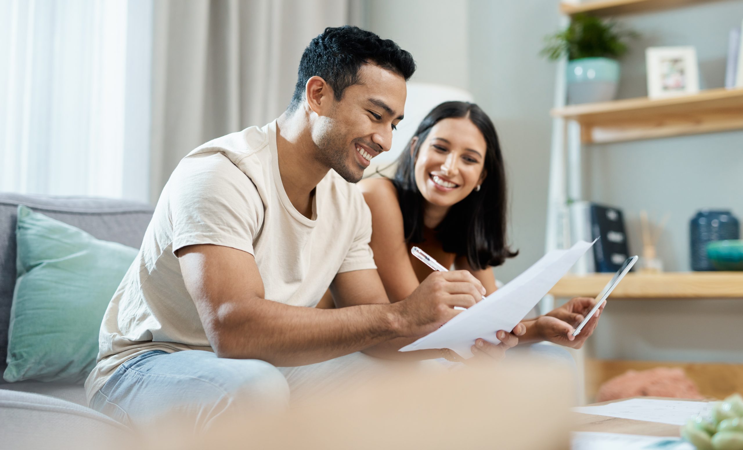 Read more about the article Navigating Your First Mortgage: Essential Tips for First-Time Homebuyers